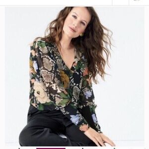 💓EUC Cabi Sheer Floral Snakeskin Print Button Down Top